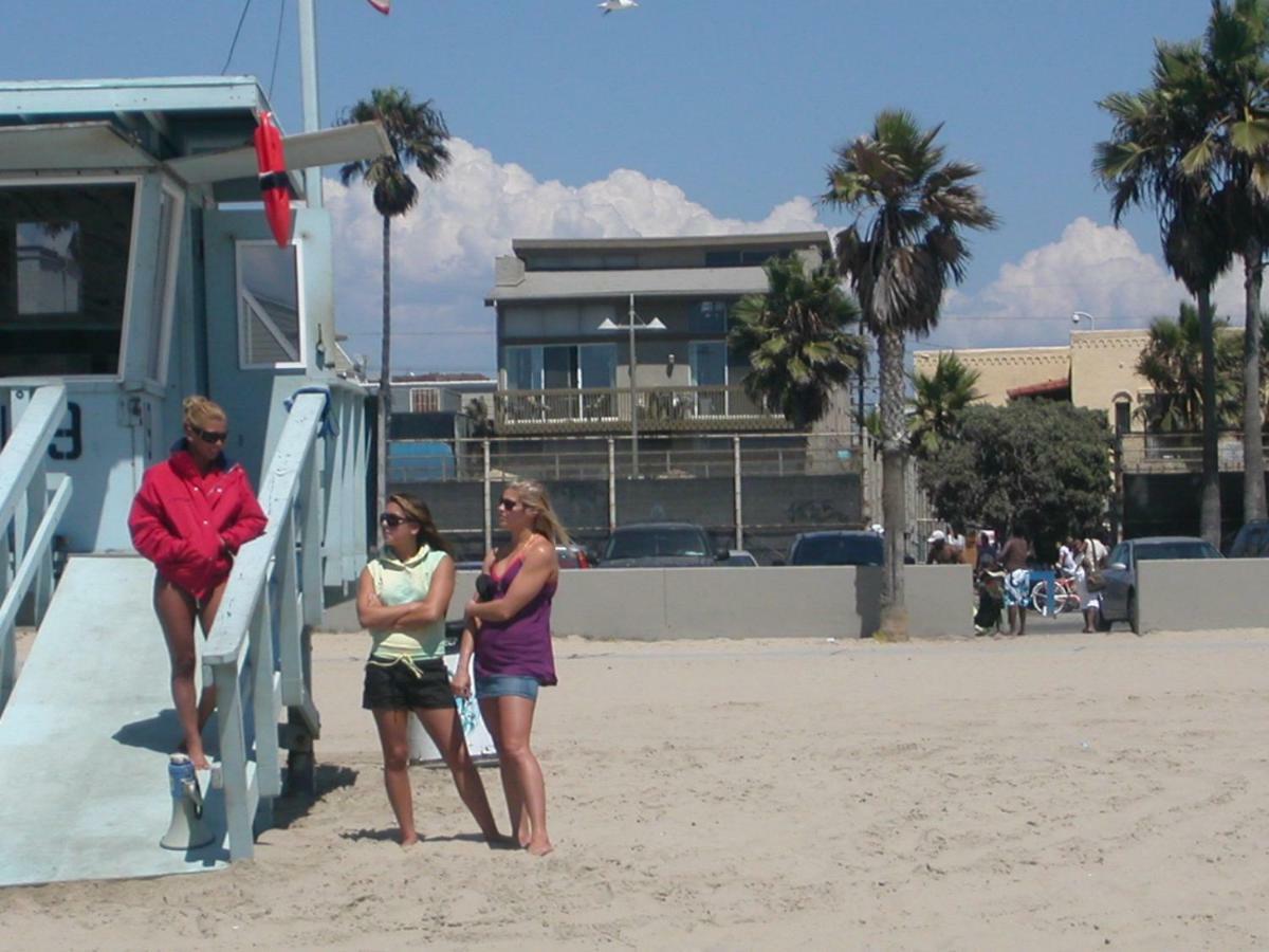 Ocean Front Vortex Female Hostel Private Rooms Free Bikes Лос-Анджелес Экстерьер фото